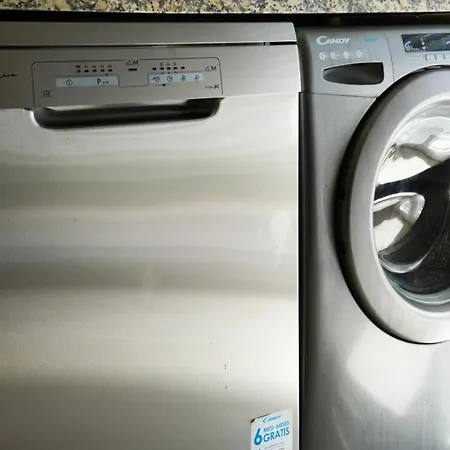 Rua Professora Virgilia Bloco A Porta N 2 1 Esq *